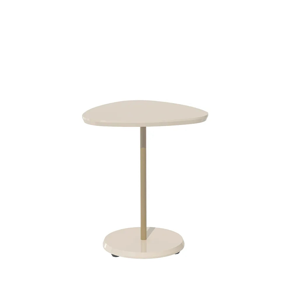 Mesa Lateral Triangular para Sala Lyra 60 cm