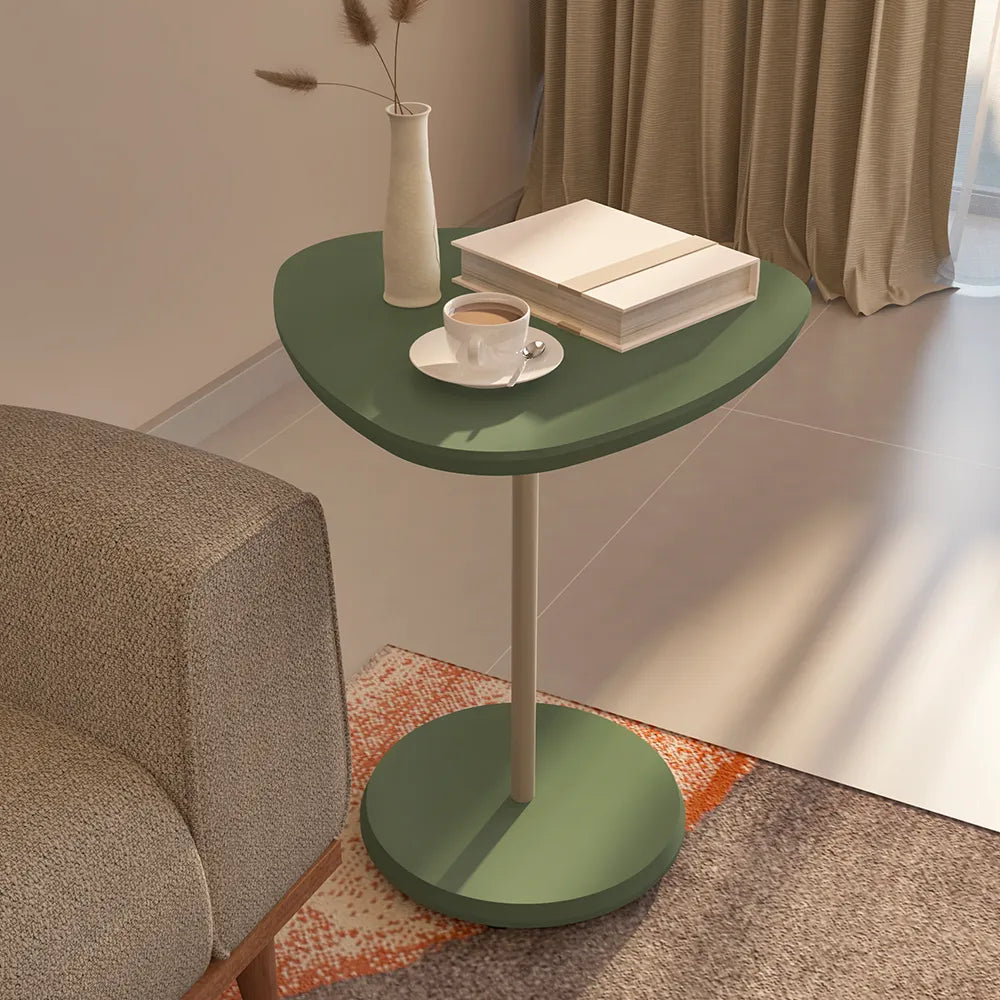 Mesa Lateral Triangular para Sala Lyra 60 cm - Menta c/ Dourado
