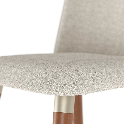 Conjunto de 2 Cadeiras de Madeira Maciça Estofada Dakota - Natural c/ Bouclé Cru e PU Off White - Champanhe