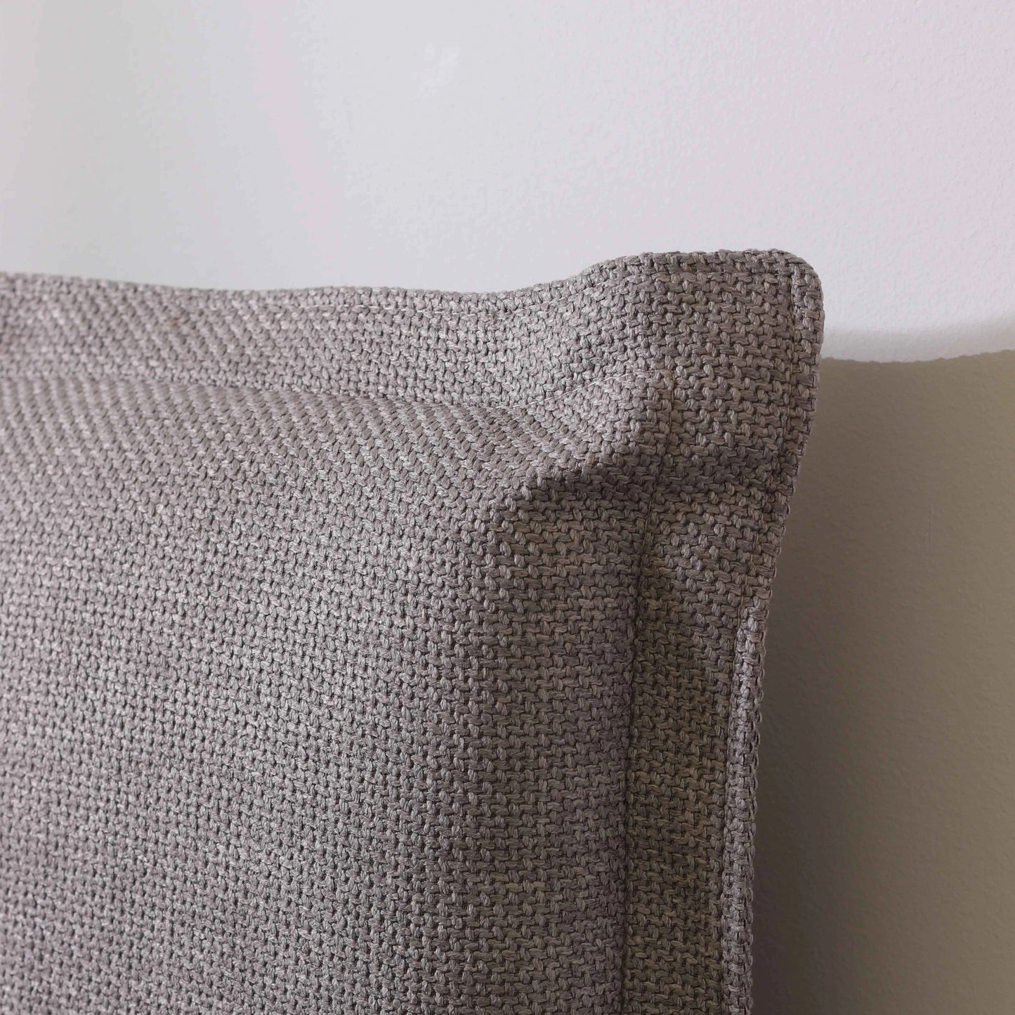 Cama Estofada Queen com Cabeceira Eos