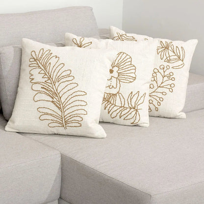 Almofada Florear 45 x 45 cm - Cru c/ Flor Caramelo